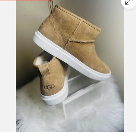 New Ugg Women's classic Alameda Mini Boots Chestnut 1143786 Sz 9.5 - Picture 1 of 7
